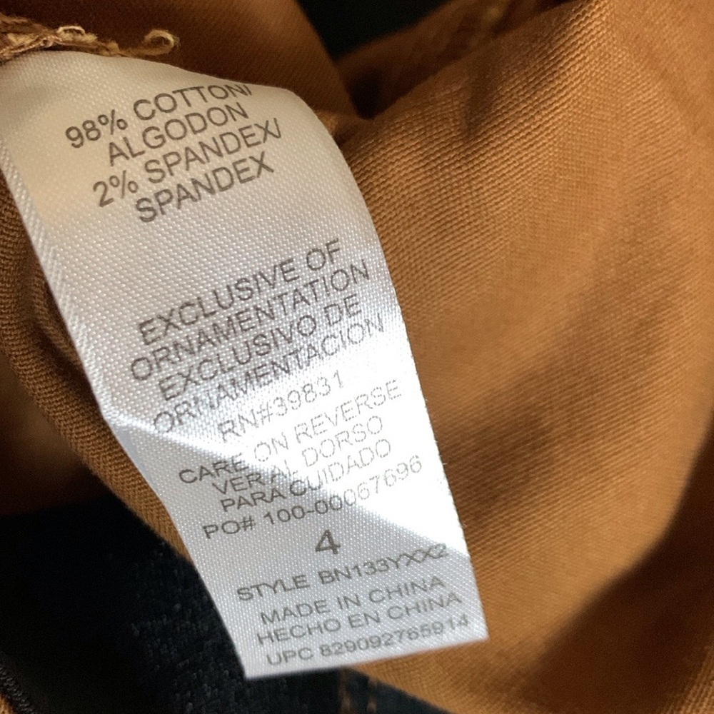 Democracy burnt orange color jeans with raw hem Size 4 - Picture 14 of 14